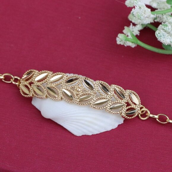 "Elegant Rose Gold Leaf Design Bracelet in High Quality Finish, XPBL1117 - Picture 1 of 12